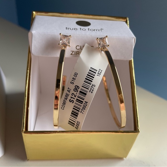 NWT True to form gold hoops - Picture 3 of 4